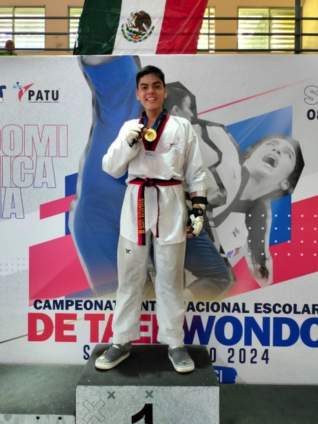 Triunfan alumnos sonorenses en Campeonato Internacional de Taekwondo Escolar