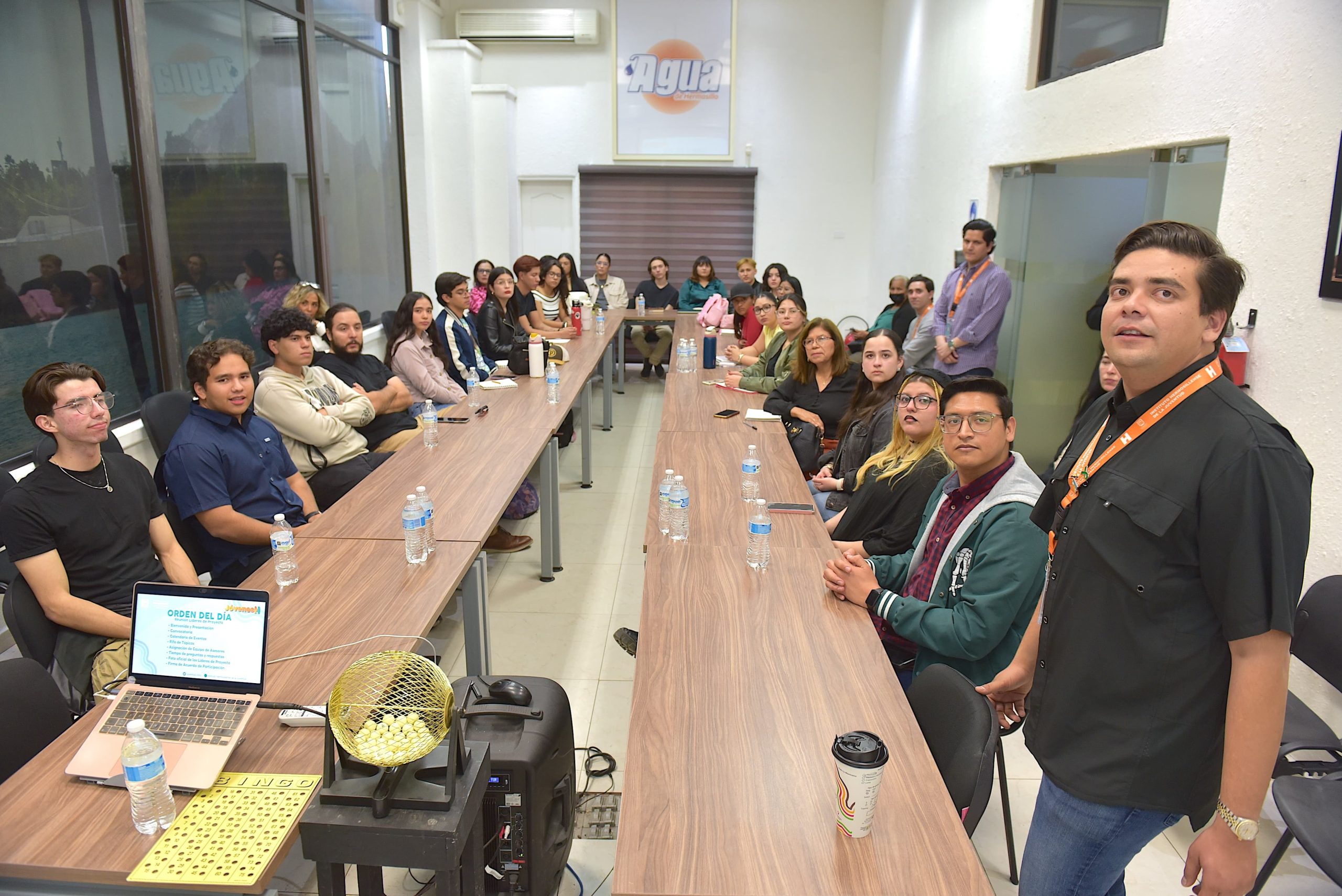 Jóvenes hermosillenses se suman a la campaña Salvemos El Aguah