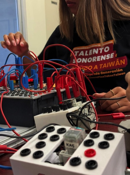 Gobierno de Sonora capacita a estudiantes del Programa de Movilidad a Taiwán en automatización