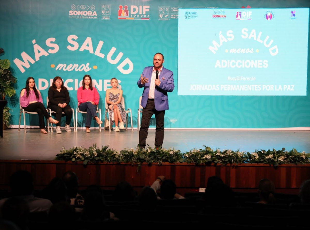 DIF Sonora y SSP imparten conferencia de prevención de adicciones en Cobach Villa de Seris