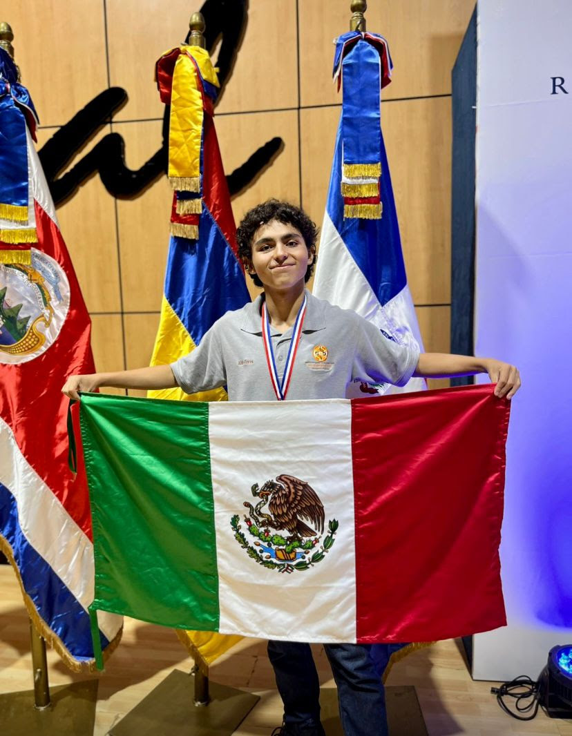 Gana alumno de Cobach Sonora medalla de plata en Olimpiada Centroamericana y del Caribe de Física 2025