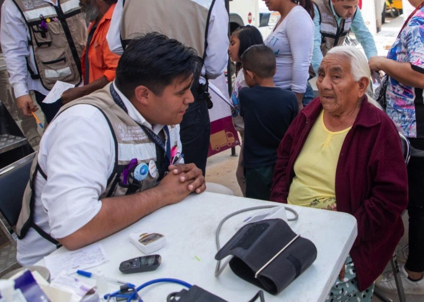 Realizan Clínicas Móviles más de 2 mil acciones en el Poblado Miguel Alemán
