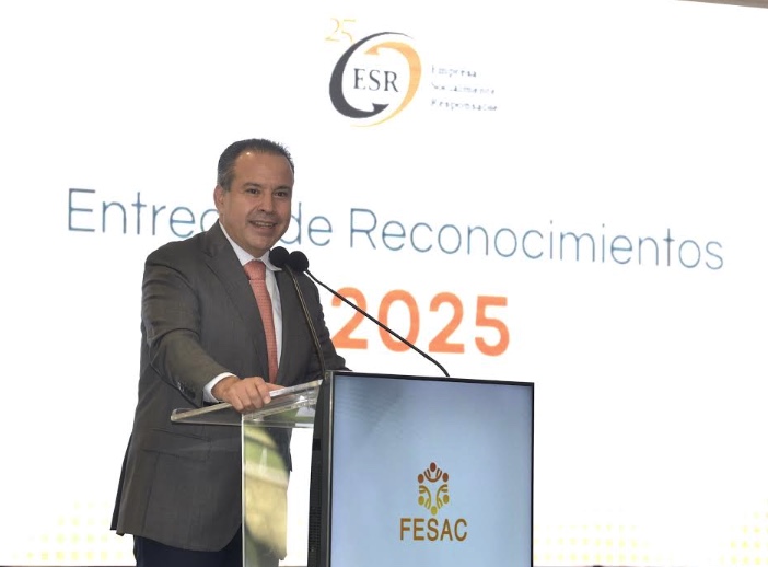 Destaca Toño Astiazarán labor de empresas galardonadas por su trabajo a favor de comunidad