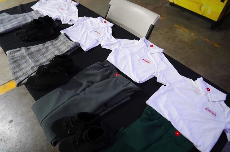 Invita SEC a realizar registro de tallas de uniformes escolares