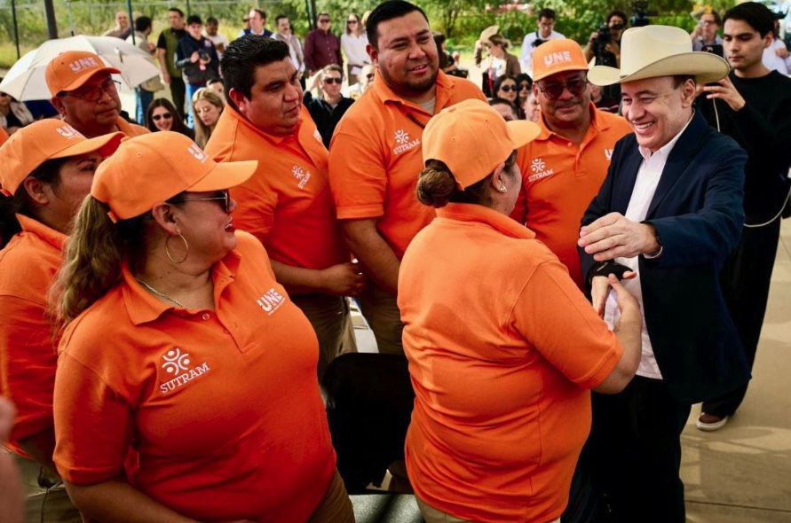 Gobernador Durazo entrega unidades para un transporte público más seguro y moderno, sin aumento a tarifas