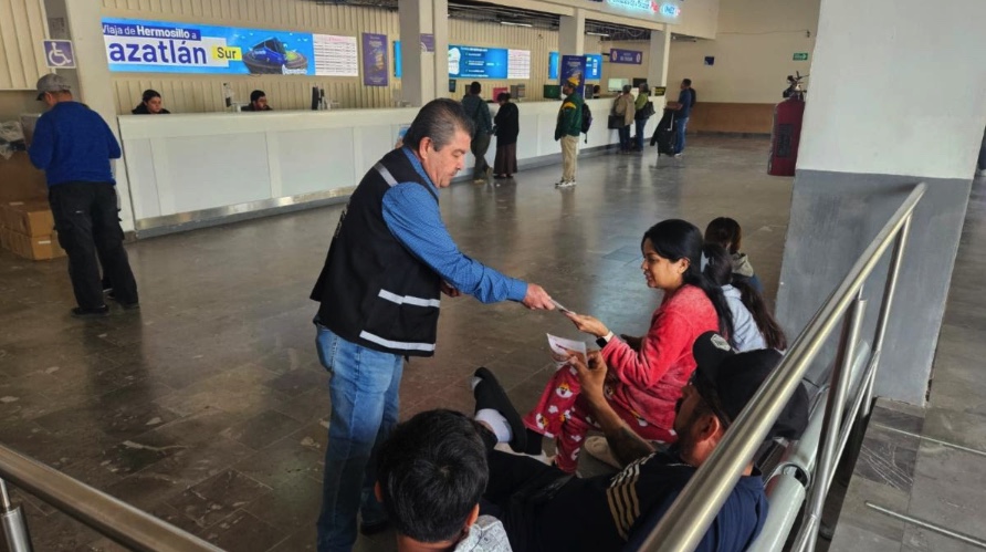 Orienta Seguridad Pública a vacacionistas sobre servicios de línea 9-1-1 y 089